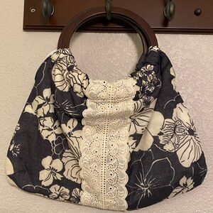 Small Floral Eyelet Purse